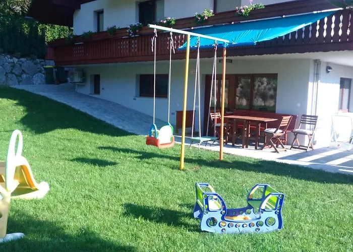 Apartma Lara